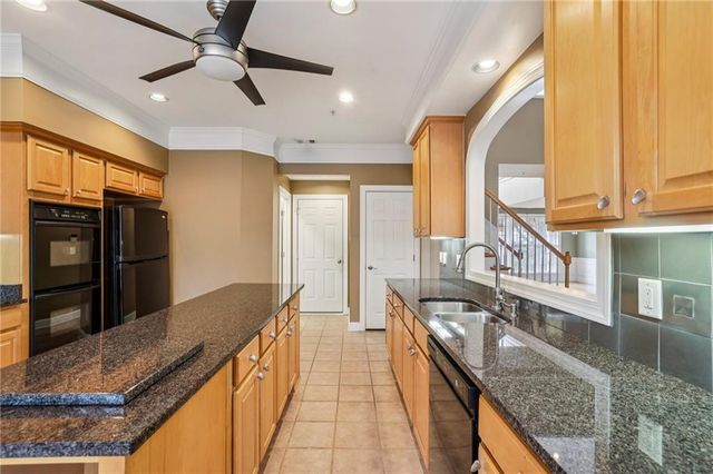 125 Westchester SE Drive, Smyrna, GA 30082