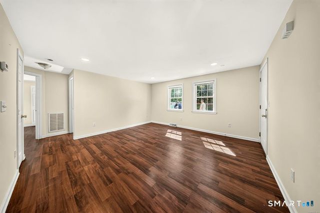 185 Forest Road, West Haven, CT 06516