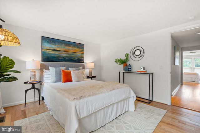 1016 PENDLETON ST, Alexandria, VA 22314