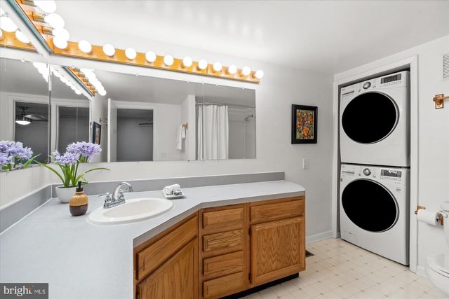 1016 PENDLETON ST, Alexandria, VA 22314