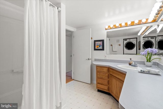 1016 PENDLETON ST, Alexandria, VA 22314