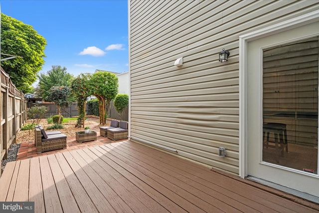 1016 PENDLETON ST, Alexandria, VA 22314