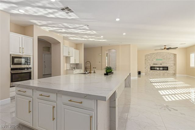 7615 Red Turtle Street, Las Vegas, NV 89131