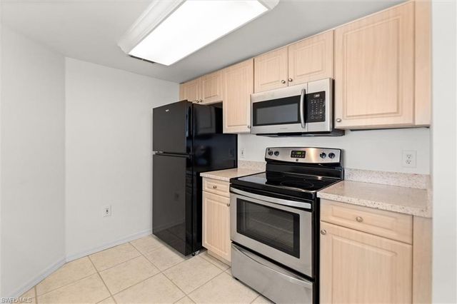 1753 Four Mile Cove PKY 115, Cape Coral, FL 33990