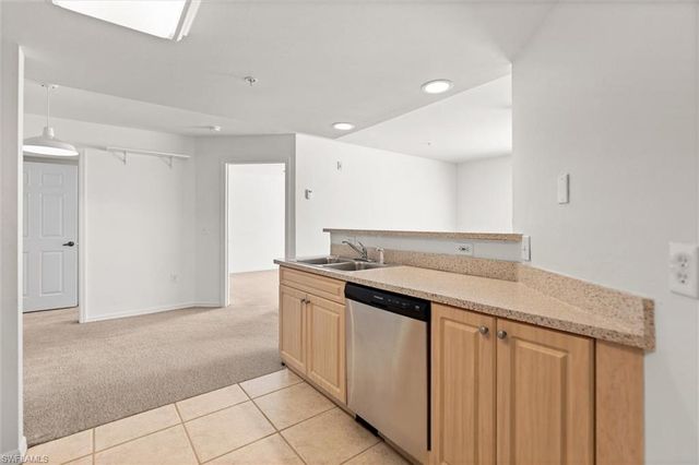 1753 Four Mile Cove PKY 115, Cape Coral, FL 33990