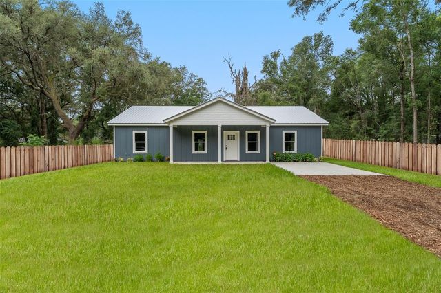 207 N PALMETTO AVENUE, Florahome, FL 32140