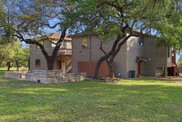 406 Coventry RD, Spicewood, TX 78669