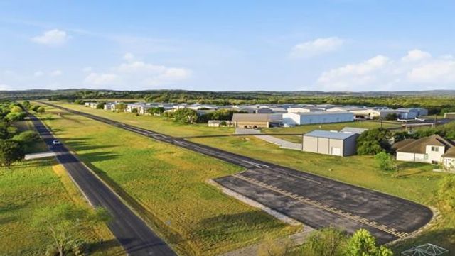 406 Coventry RD, Spicewood, TX 78669