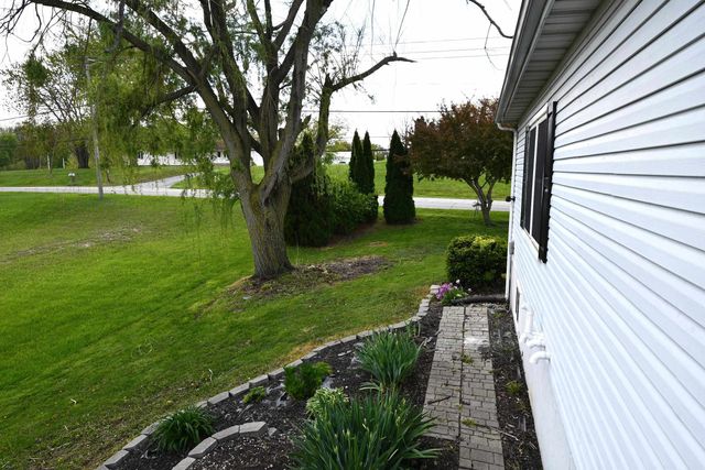 9730 N Marine Key Drive, Syracuse, IN 46567