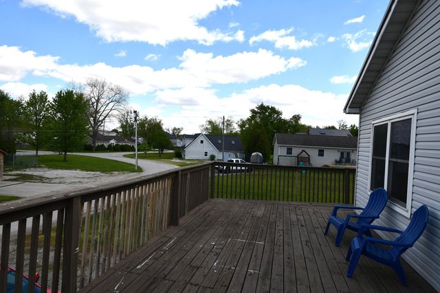 9730 N Marine Key Drive, Syracuse, IN 46567