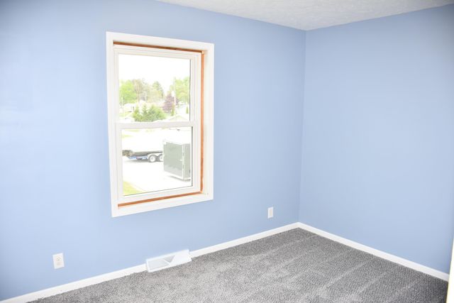 9730 N Marine Key Drive, Syracuse, IN 46567