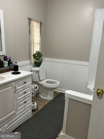 1424 Al Roberts Road, Senoia, GA 30276
