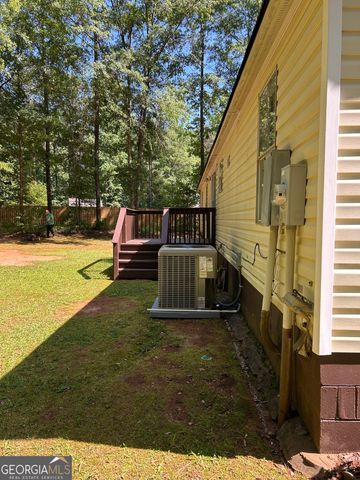 1424 Al Roberts Road, Senoia, GA 30276