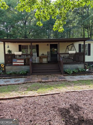 1424 Al Roberts Road, Senoia, GA 30276