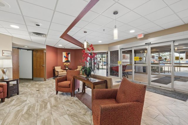 6615 Lake Shore Drive S 406, Richfield, MN 55423