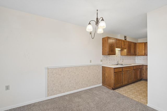 6615 Lake Shore Drive S 406, Richfield, MN 55423