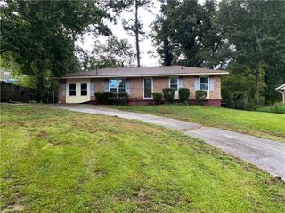 7390 Ovis Lane, Riverdale, GA 30274