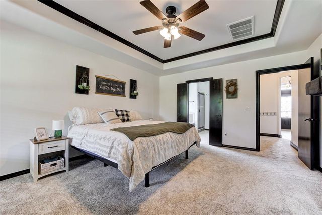 1401 Jaxon Court, Yukon, OK 73099