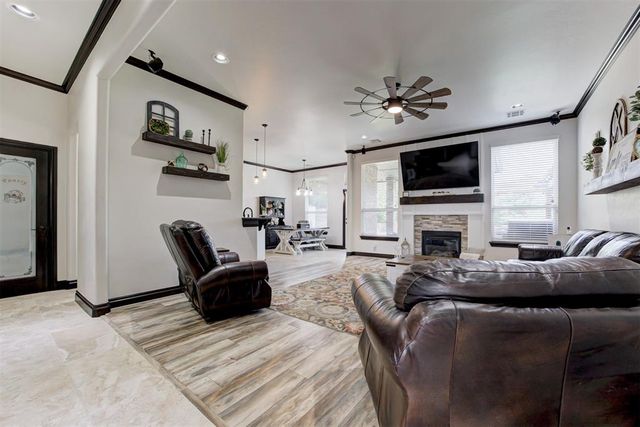 1401 Jaxon Court, Yukon, OK 73099