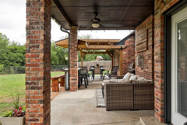 1401 Jaxon Court, Yukon, OK 73099