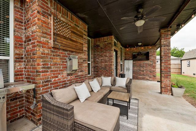 1401 Jaxon Court, Yukon, OK 73099