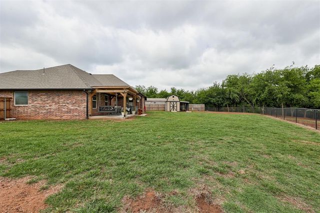 1401 Jaxon Court, Yukon, OK 73099
