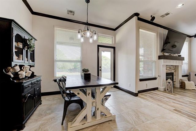 1401 Jaxon Court, Yukon, OK 73099
