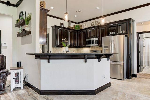 1401 Jaxon Court, Yukon, OK 73099