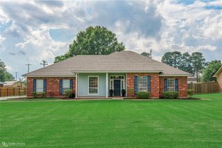 116 Sherwood Drive, Benton, LA 71006
