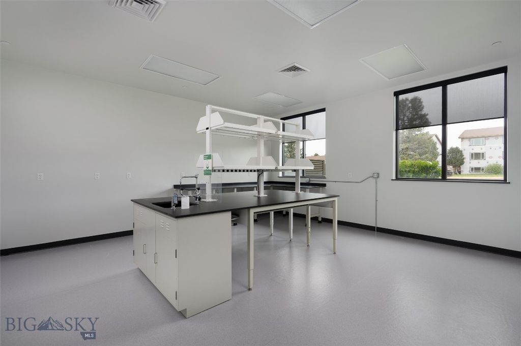 1755 S 19th Avenue, Bozeman, MT 59718 photo 11