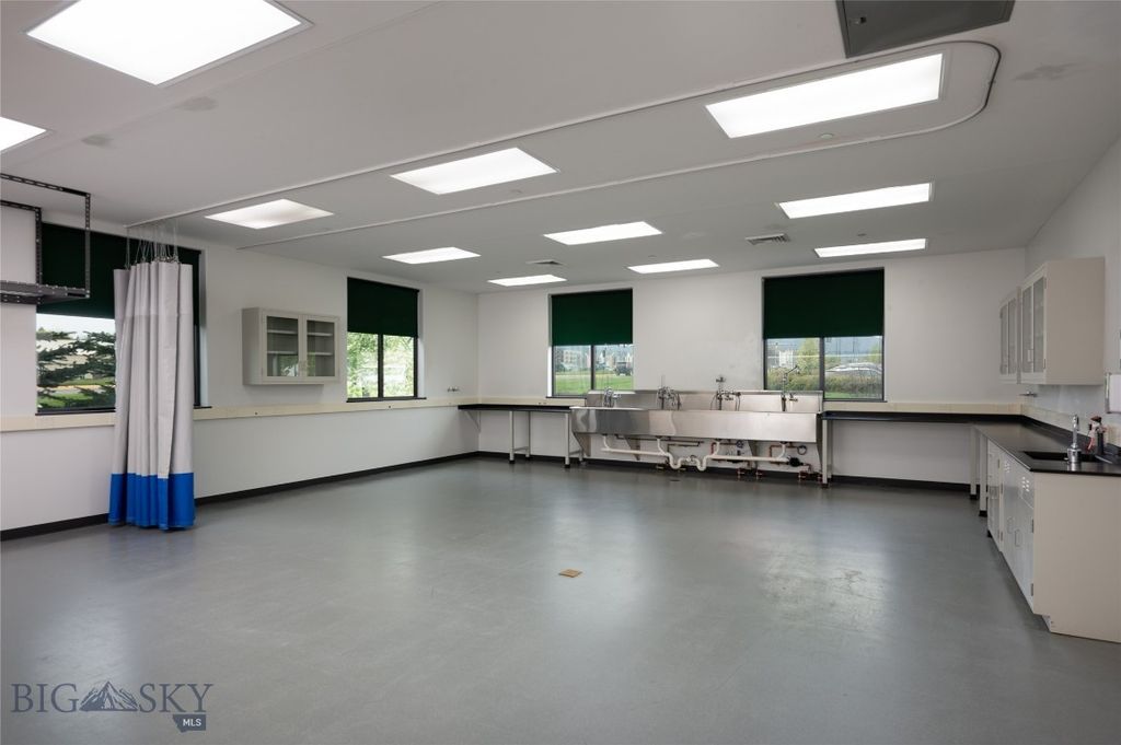 1755 S 19th Avenue, Bozeman, MT 59718 photo 18