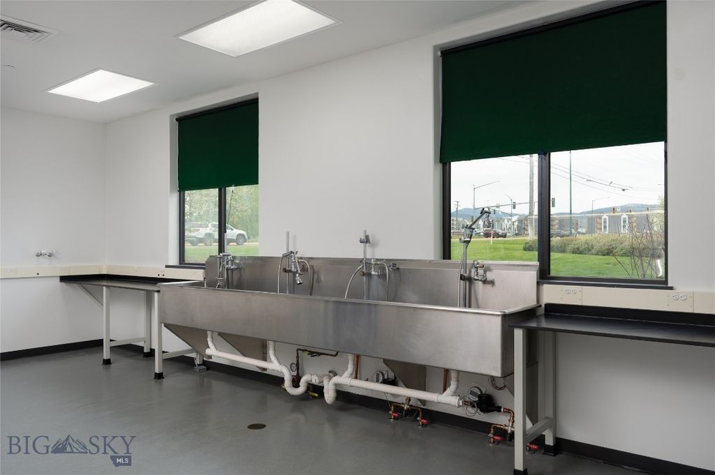 1755 S 19th Avenue, Bozeman, MT 59718 photo 20