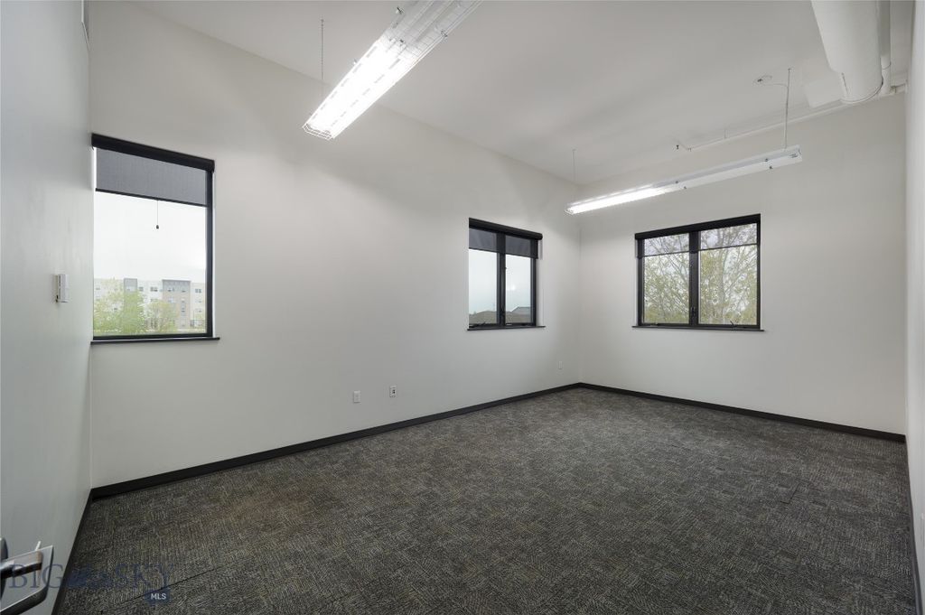 1755 S 19th Avenue, Bozeman, MT 59718 photo 5