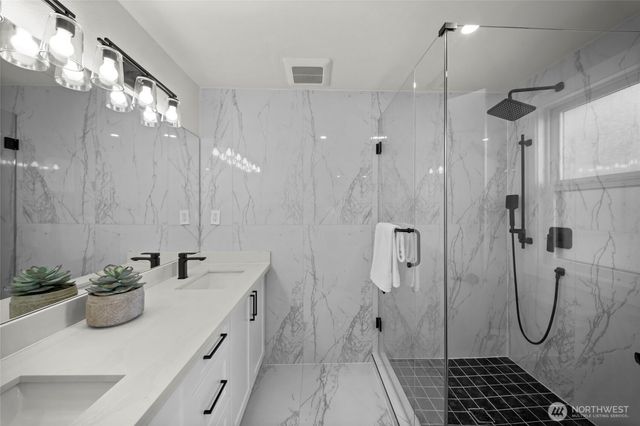 27902 36th Avenue S, Auburn, WA 98001