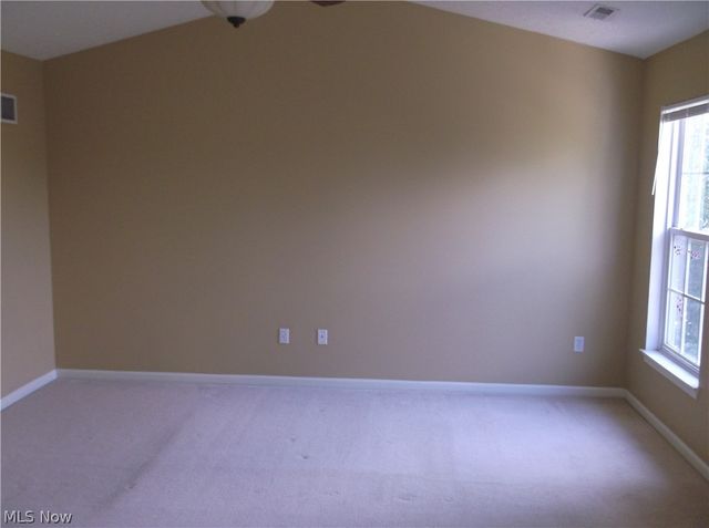 37603 Stoney Lake Drive, North Ridgeville, OH 44039