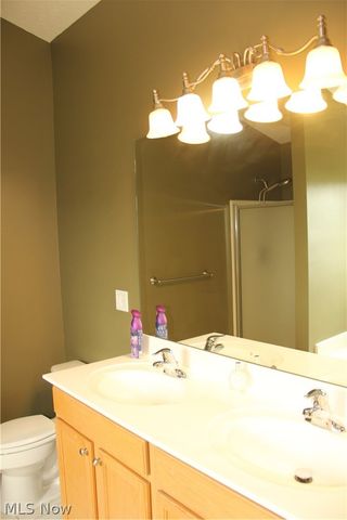 37603 Stoney Lake Drive, North Ridgeville, OH 44039