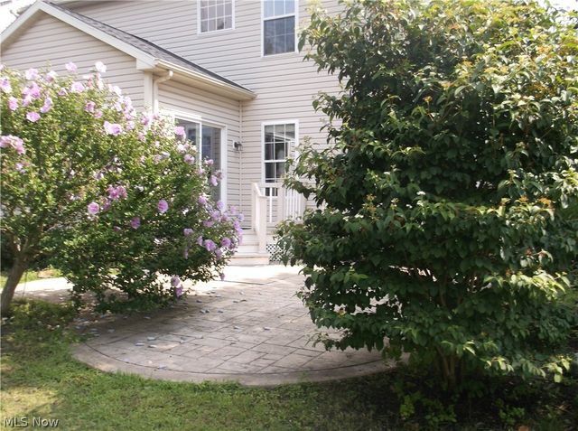 37603 Stoney Lake Drive, North Ridgeville, OH 44039