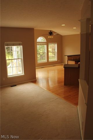 37603 Stoney Lake Drive, North Ridgeville, OH 44039