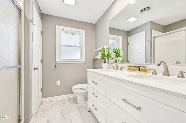 712 Fairground Road, Dunn, NC 28334