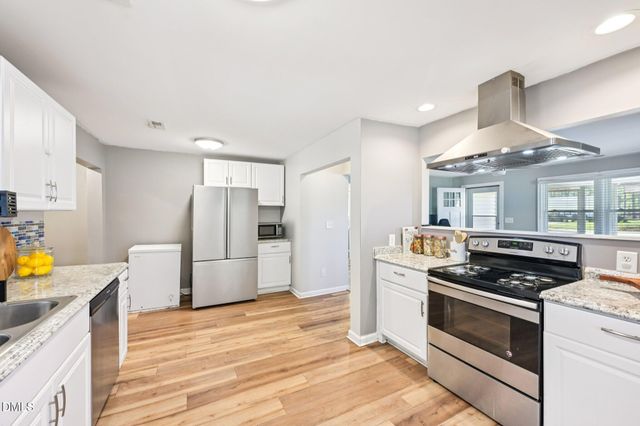 712 Fairground Road, Dunn, NC 28334