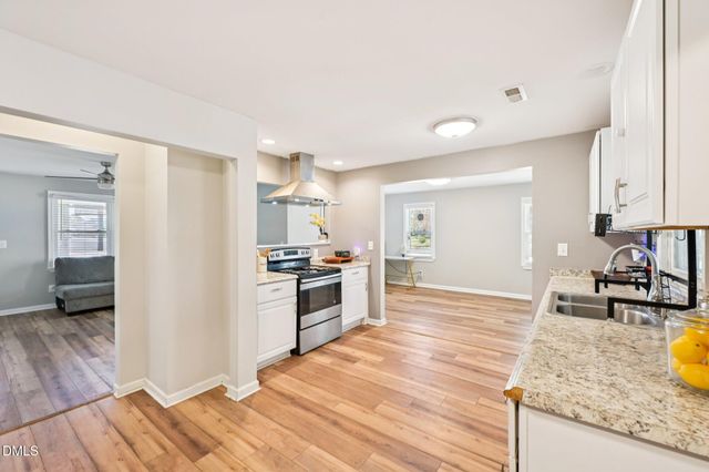 712 Fairground Road, Dunn, NC 28334