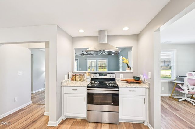 712 Fairground Road, Dunn, NC 28334