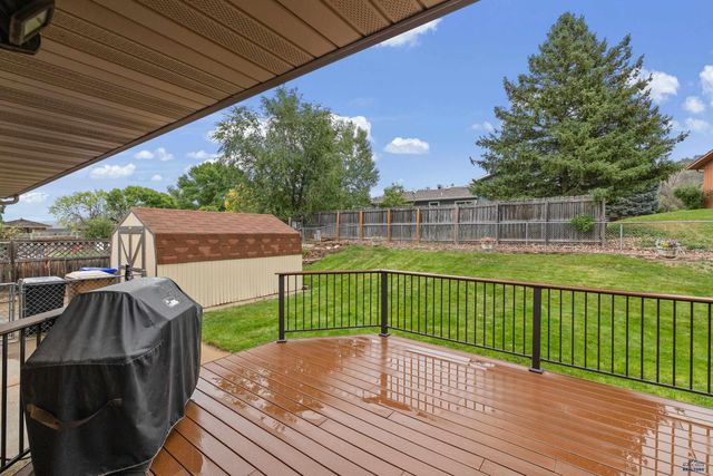 2708 RAYMOND DR, Rapid City, SD 57702