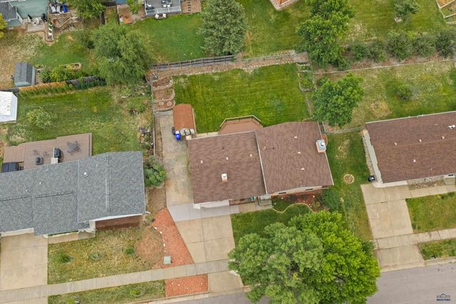 2708 RAYMOND DR, Rapid City, SD 57702