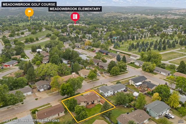 2708 RAYMOND DR, Rapid City, SD 57702