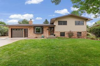 2708 RAYMOND DR, Rapid City, SD 57702