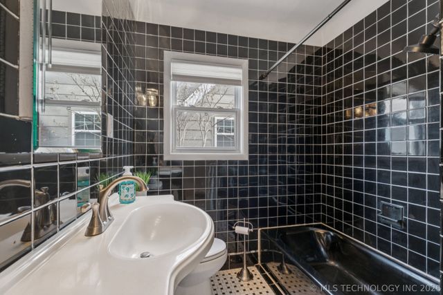 3415 E 13th Street, Tulsa, OK 74112