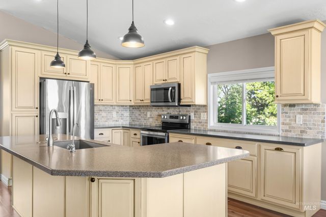 3771 W Silver Terrace Road, Meridian, ID 83642