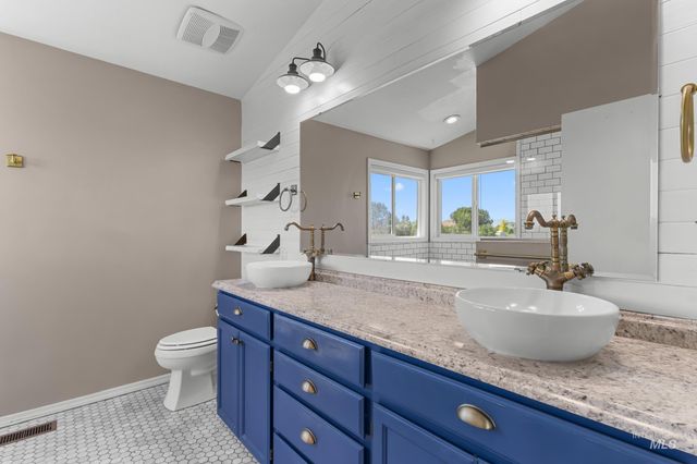 3771 W Silver Terrace Road, Meridian, ID 83642