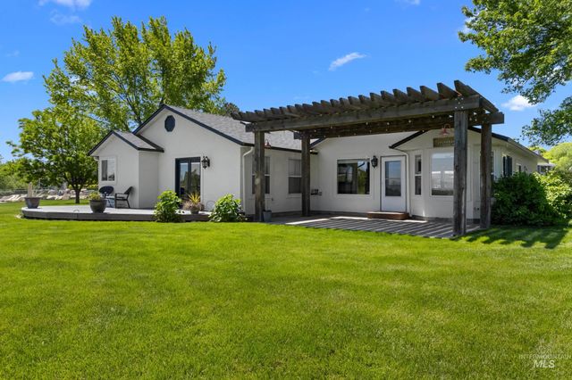 3771 W Silver Terrace Road, Meridian, ID 83642